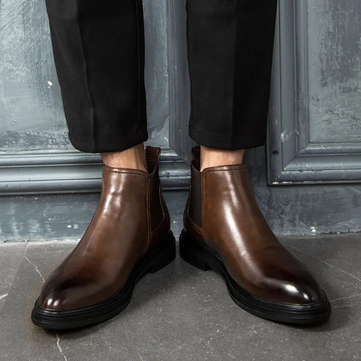 Fairfax | Lug Sole Leather Chelsea Boots