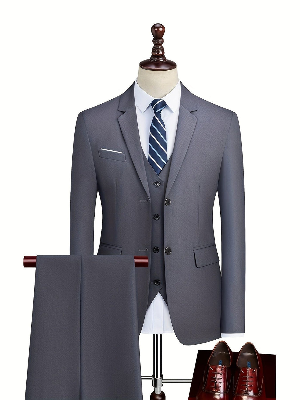 Men's sharp fit tailored suit blazer, detail