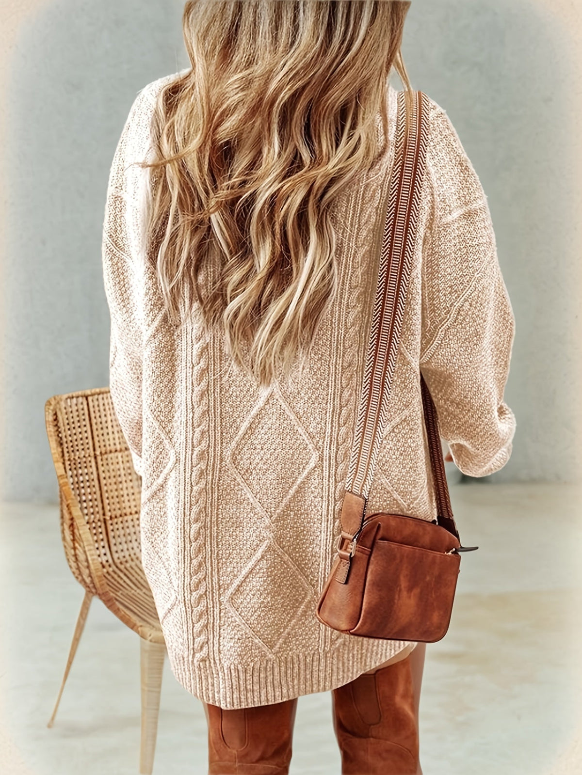 Oversized cable knit jumper dress with diamond pattern and round neck - view 5