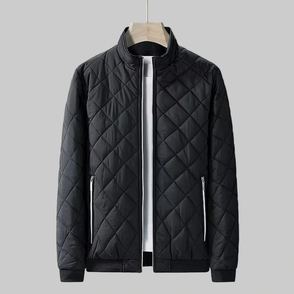 Men's diamond-quilted puffer jacket with stand collar, zip pockets and plush lining