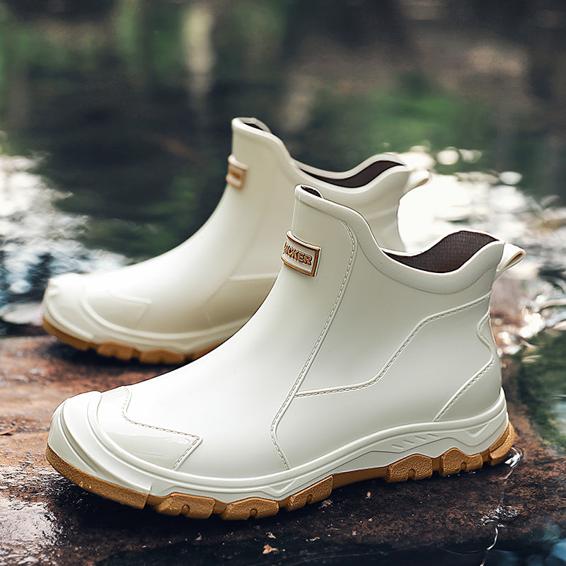 Men's waterproof rubber rain boots, back view