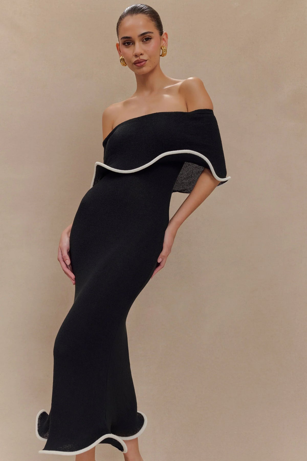 Off shoulder ribbed knit midi dress with folded bardot neckline and fluted ruffle hem - view 10