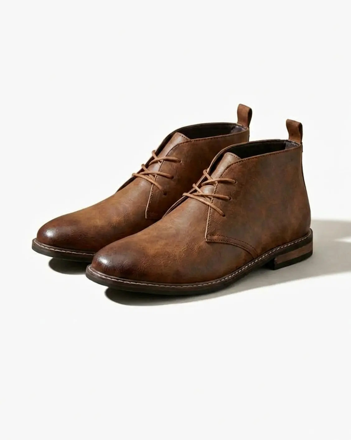 Men's full grain leather chukka boots