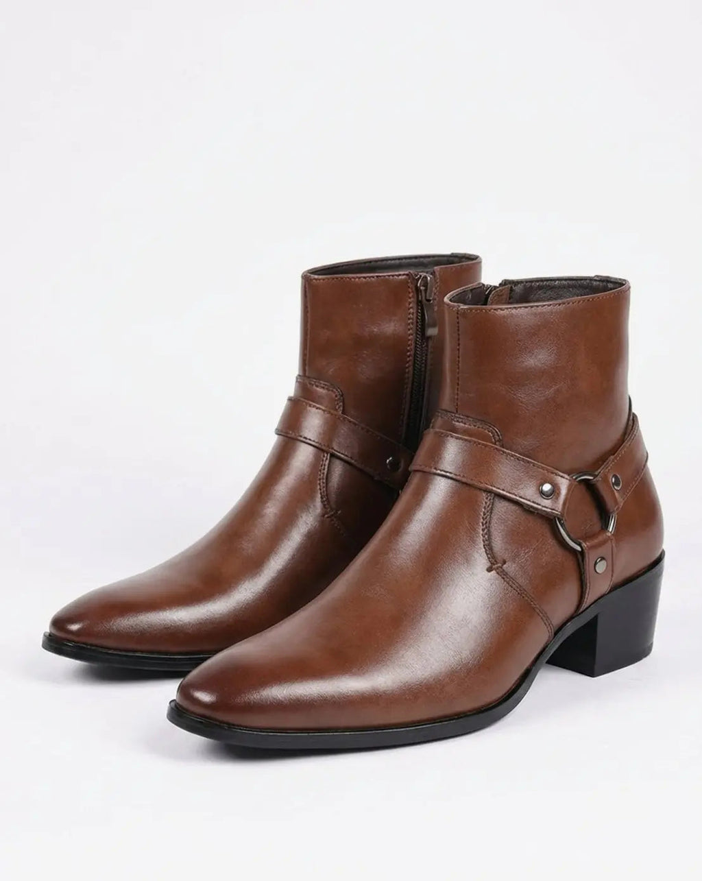Men's harness strap pointed ankle boots