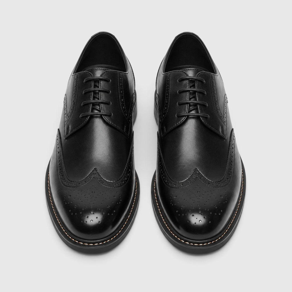 Men's wingtip leather brogue shoes, view 7