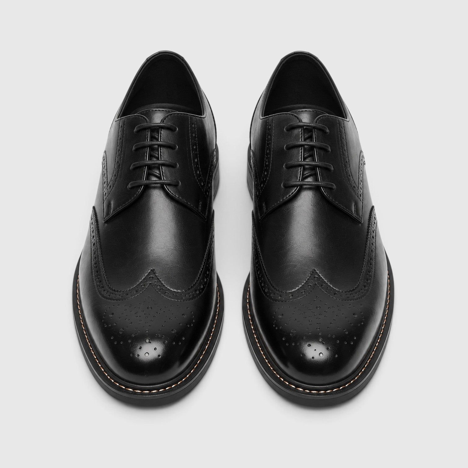 Men's wingtip leather brogue shoes, view 7
