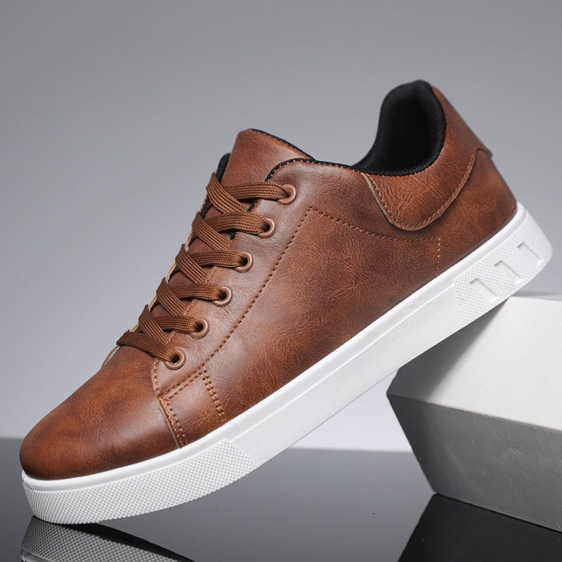 Teddy minimalist low-top mens trainers with lace-up front and chunky white sole - view 9