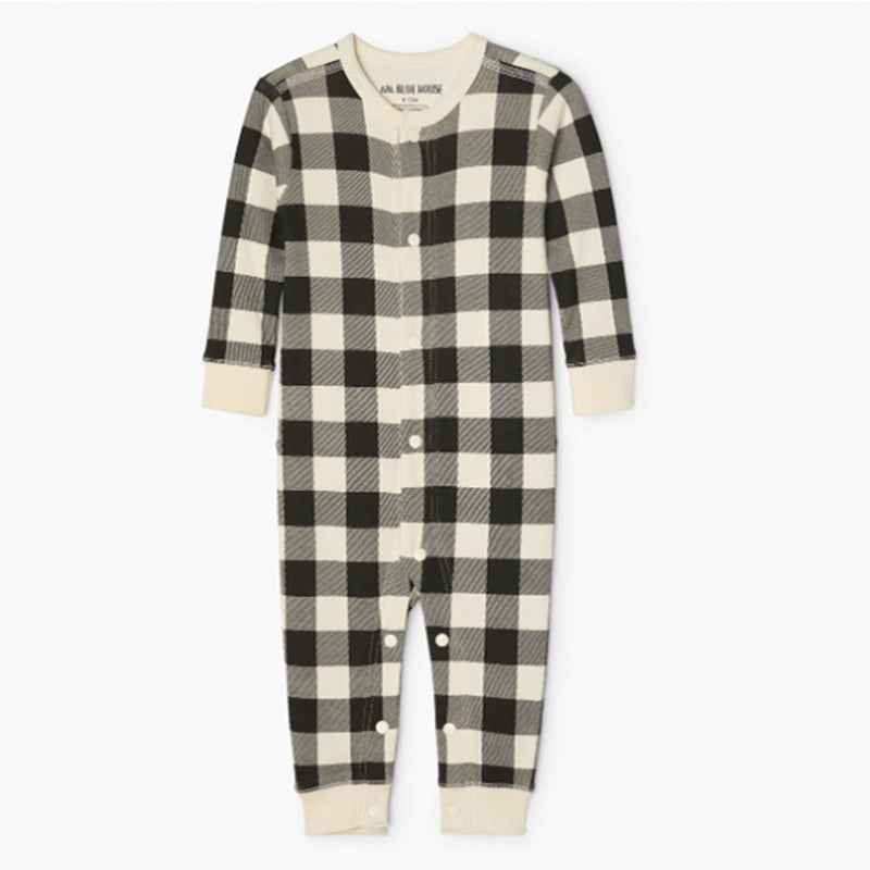 Men's, women's, kids' and baby Christmas pajamas in buffalo plaid with bear details - view 7